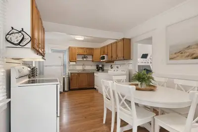 Image de Victory Stroll - Stone Harbor - Lower Level - Walk to town, close to beach!