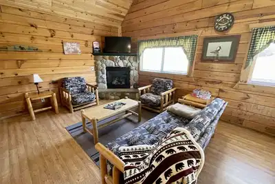 Image de Cozy Cabin Close to Jellystone, 3 Bears, Atv Trails in Warrens!