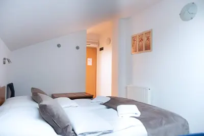 Image de Romantic attic 1/2 room