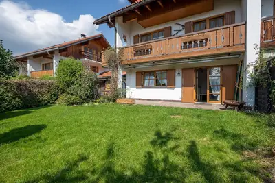 Image de Familienfreundliche Ferienwohnung in Mitten der Berge