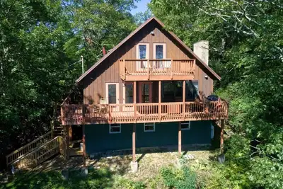 Image de Pontificator's Perch - you'll love the view, by Buffalo Mtn Getaway