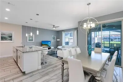 Image de Cozy Storey Lake 4 Br Town Home With Splash Pool-4887rc