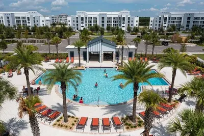 Image de 3 Bedrooms, 2 bathrooms Condo