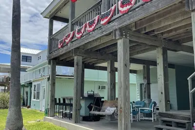 Image de Canal front Coastal Cottage in Rockport off Estes Flats!