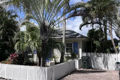 Image de Key Westy Cottage Lake Worth