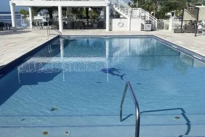 Image de Great location -pool-boat ramp-marina-golf cart