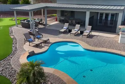 Image de Estrella oasis, pool htr, putting green, mtn views
