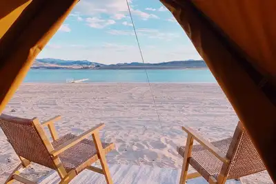Image de Adorable glamping Tent on private sandy beach