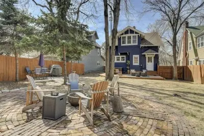 Image de Hot Tub | Midtown Omaha | Fire Pit | Close to Zoo