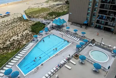 Image de Oceanfront 2br+Den Condo w/ Sweeping Views–8th Floor Harbor Building, Sea Colony