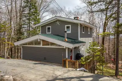 Image de Trailside Okemo Mountain House! with hot tub, firepit, and