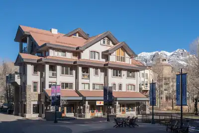 Image de Centrum 302 by AvantStay | Gorgeous Condo w/ Great Views & Steps From Ski Runs!