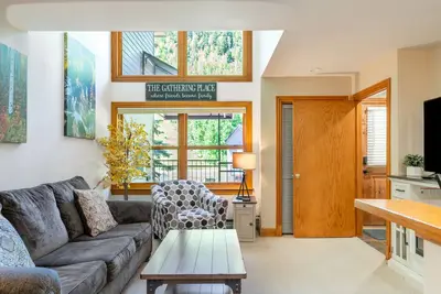 Image de Cimarron Lodge 14 by AvantStay | Ski-In/Ski-Out Property w/ Two Hot Tubs!