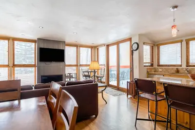 Image de Telluride Lodge 535 by AvantStay | Close to Slopes & Town!