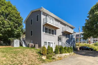 Image de The Harborview - Luxury 2 bedroom condo in Downtown Gloucester
