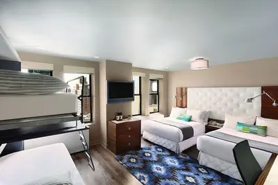Image de Beautiful City Views! 3 Comfortable Units, Onsite Dining, NearCentral Park