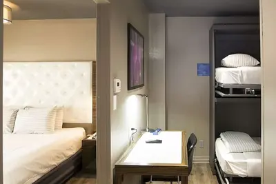 Image de 4 Premium Rooms at The Gallivant Times Square! Pets Allowed