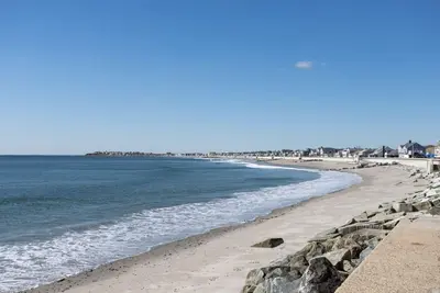 Image de Hampton North Beach Condo steps from beach
