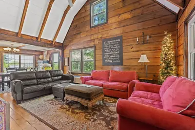 Image de 150 Acres | Private Hiking & Biking | Secluded Cabin in Red River Gorge, Kentucky!