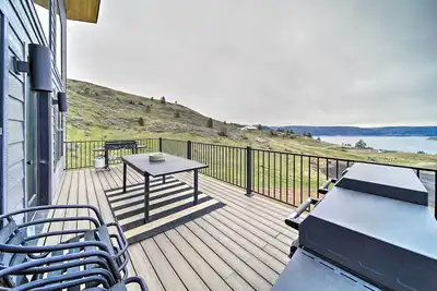 Image de Modern Davenport Home w/ Water View & Grill!