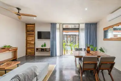 Image de Two Bedroom Apartment With Pool View