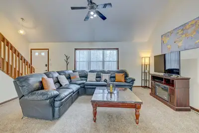 Image de Poconos Getaway w/Loft, Sun Room, Arcade
