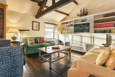 Image de High Lindeth, pet friendly, with open fire in Bowness-On-Windermere