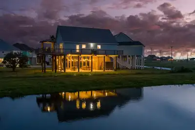 Image de The Ocean Pearl - Steps away from private beach access
