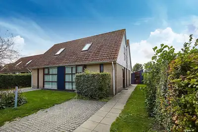 Image de Maison de vacances à Zeeland jardin