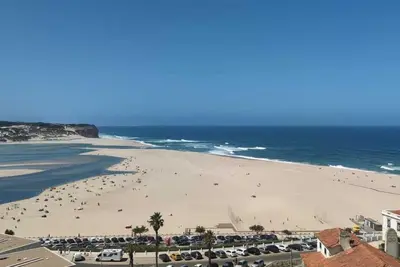Image de Beachfront loft with incomparable sea view and huge roof terrace.