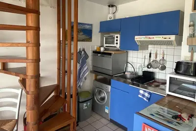 Image de \"Surf & Bien\", Triplex 5p Sea view 30 meters from the beach - Wifi