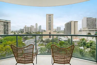 Image de Luxury 2-Bed Condo, Kitchen, Wi-Fi, Parking, W/D, Ac, Legal Monthly Rental!