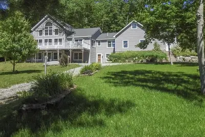 Image de Moose Pond Maine Escape Family and Pet Friendly!