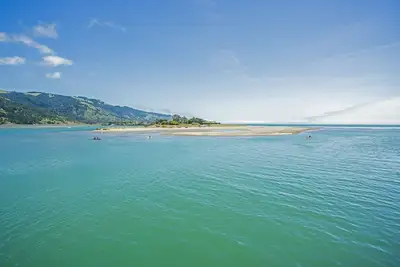 Image de Views for miles of the Ocean and Bolinas Lagoon