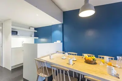 Image de 50m du centre station, 8ème étage, balcon, télévision, casier à ski, 54m², Les Arcs