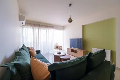 Image de Oikies. Luxury Apartment with Lake View | private free parking area