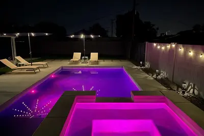 Image de Spring Sale New Pool Spa