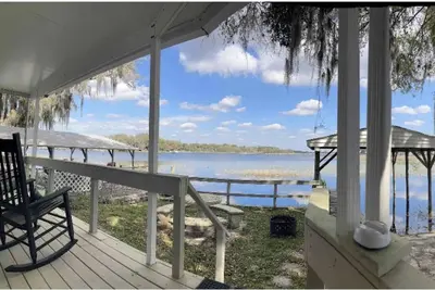 Image de Fresh Water Fishing Springs In Area For Kayaking Tubing Family and Pet Friendly