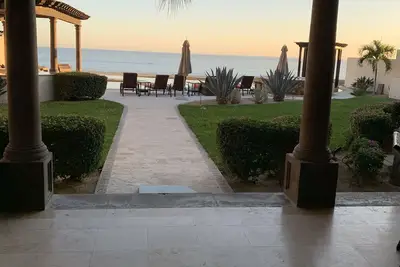 4 Bedroom villa in an oceanfront gated community!