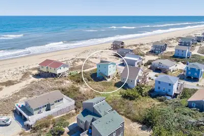Image de Ocean-view home with private hot tub, balcony, washer/dryer