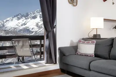 Image de Breuil Cervinia Ski Paradise Apartment ski in/ski out large terrace, garage