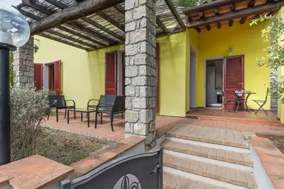 Image de Joli appartement pour 5 personnes avec climatisation, Wifi, Tv, terrasse, animaux admis et parking