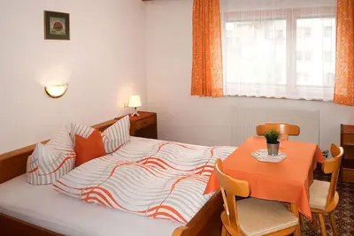 Image de Confortable appartement pour 12 personnes avec Wifi, Tv, terrasse et parking