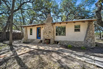 Image de Unique Stay: Historic Home Along Blanco River