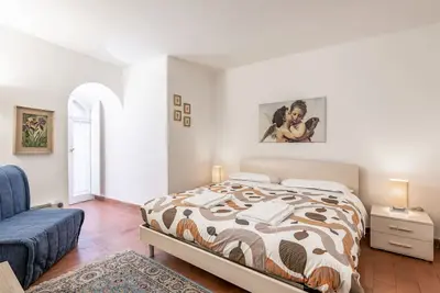 Torre dei Giudi functional apartment
