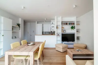 Image de Elégant appartement avec balcon à 2 minutes du Lido de Lugano (Palace Apartment)