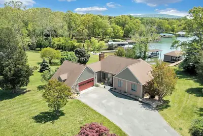 Image de Lake Stargaze: Lakefront with Private Dock.