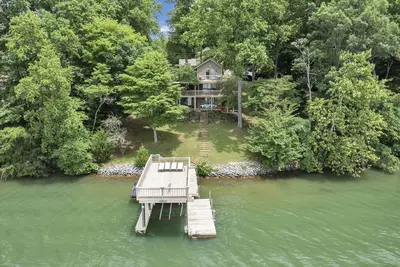 Image de Lake Sundance: Lakefront, Private Dock.