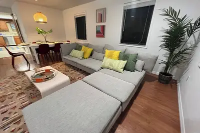Image de New Pool! ! ! ! Cheerful 3 bedroom house near barefoot beach