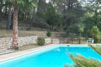 Image de magnifique villa piscine vue panoramique